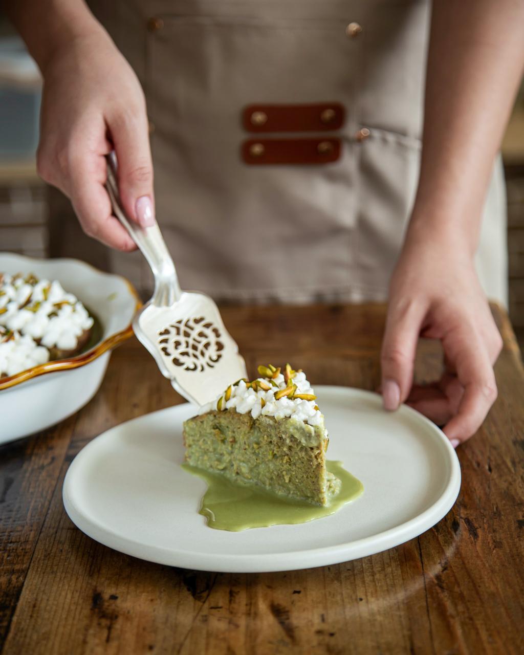 Pistachio ( tres leches)